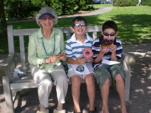 My Dr. MIL Ru and her vicitms..urrr..GRANDSONS